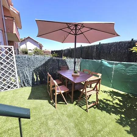 Junto A La Playa Con Jardin Privado- Isla Sol 5909 *