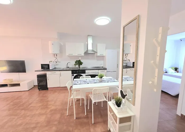 Junto A La Playa Con Jardin Privado- Isla Sol 5909