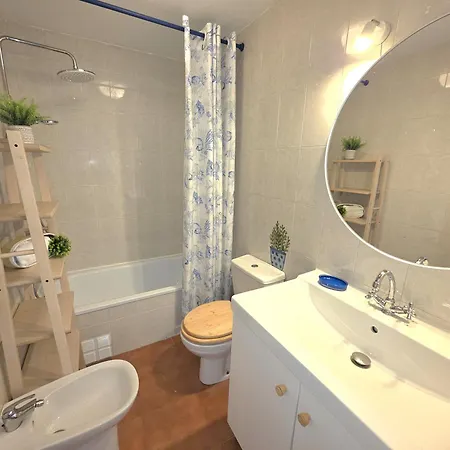 Junto A La Playa Con Jardin Privado- Isla Sol 5909